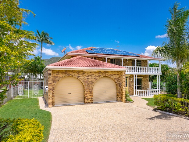 10 DAVEY AVENUE, FRENCHVILLE.