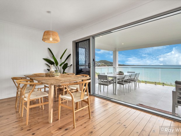 32 OCEAN PARADE, COOEE BAY.