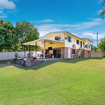 _JC73727-4 FERRICKS-Edit_SOC1